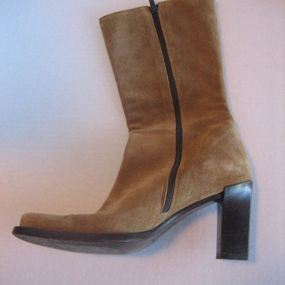 Banana Republic Women's Tan Suede Mid Calif inside Zipper Boots Size 8 - Picture 3 of 15